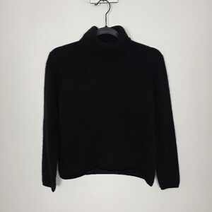 Parisian Signature Cashmere Black Turtleneck Sweater